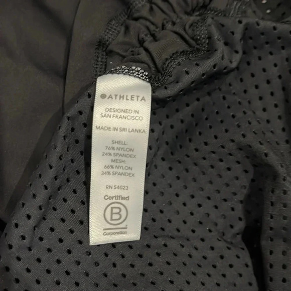 Athleta black mesh zipped front size large - Picture 5 of 6